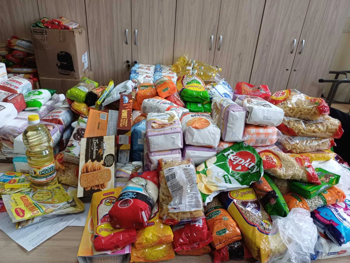 Cömertlik birleştirir, iyilik dağıtır!