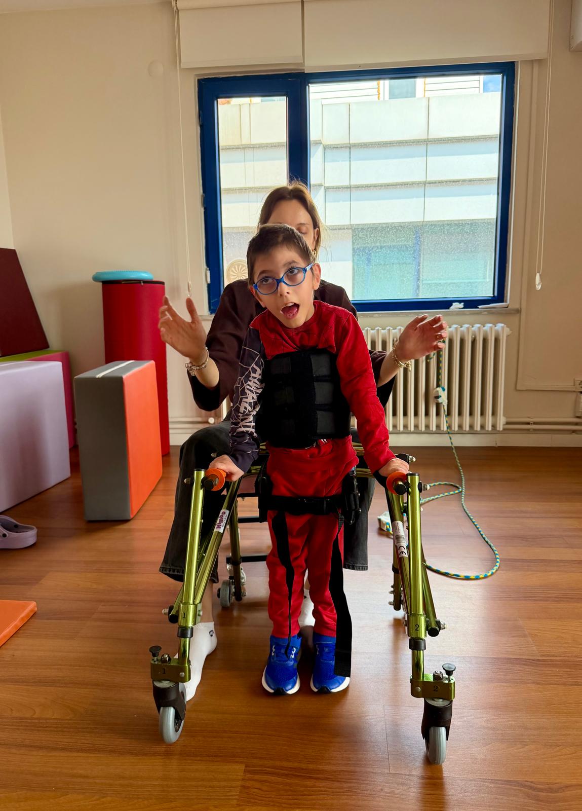 Ангел се нуждае спешно от средства за операция!