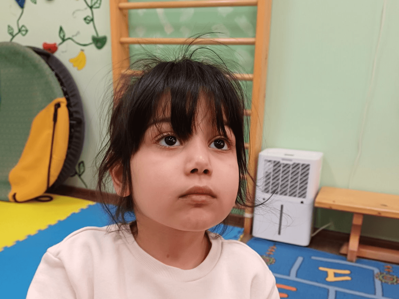 Михаела се бори с рака, за да не остане Даяна сама в тишината на аутизм